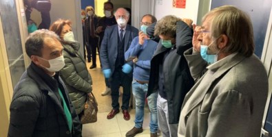 Ospedale Covid Calabria, Zuccatelli boccia l'idea “Villa Bianca” dopo il sopralluogo